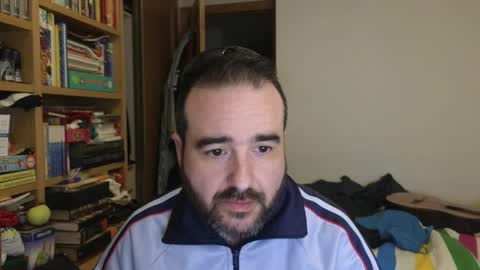 curiosillo1983 online show from 04/09/26, 08:53