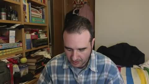 curiosillo1983 online show from 04/15/26, 03:52