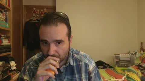 curiosillo1983 online show from 05/18/26, 02:12