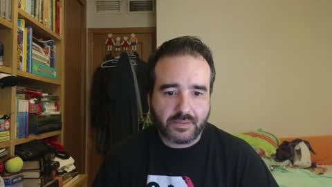curiosillo1983 online show from 07/05/26, 06:37