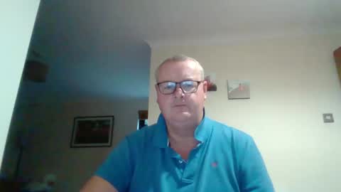 curiousax77 online show from 12/18/24, 09:58