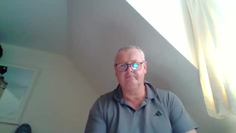 Snapshot of curiousax77 chatting on 05/13/26, 11:29 curiousax77 online show from 05/13/26, 11:29