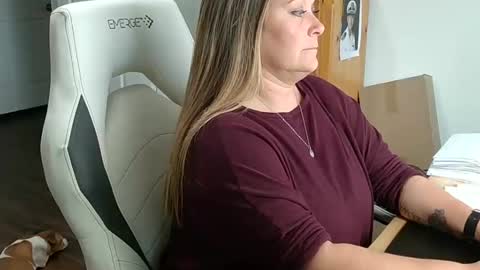 curious couple online show from 01/30/25, 07:04