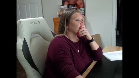 curious couple online show from 02/12/25, 06:30