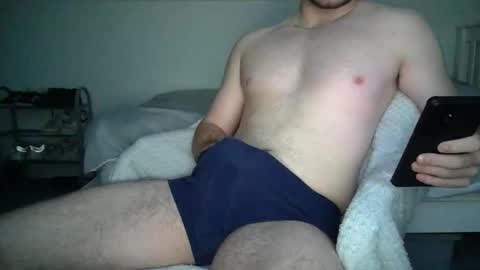 Snapshot of curiousharryxx chatting on 12/22/24, 04:06 BritishHarry online show from 12/22/24, 04:06