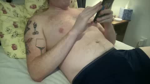 Snapshot of curiousmax18 chatting on 02/27/25, 04:43 Maxx online show from 02/27/25, 04:43