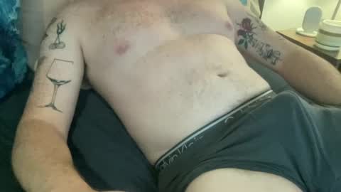 Snapshot of curiousmax18 chatting on 09/10/25, 01:00 Maxx online show from 09/10/25, 01:00