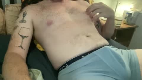 Snapshot of curiousmax18 chatting on 09/29/25, 02:44 Maxx online show from 09/29/25, 02:44