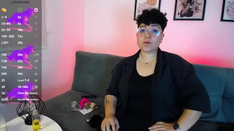 Bruna  online show from 10/12/25, 11:48