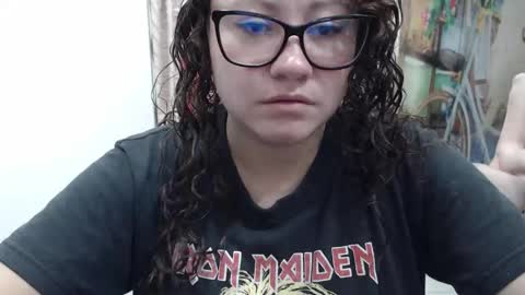 Vannesa online show from 12/01/25, 08:58