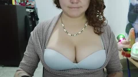 Vannesa online show from 06/13/26, 01:36