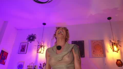 Natasha online show from 04/09/26, 07:03