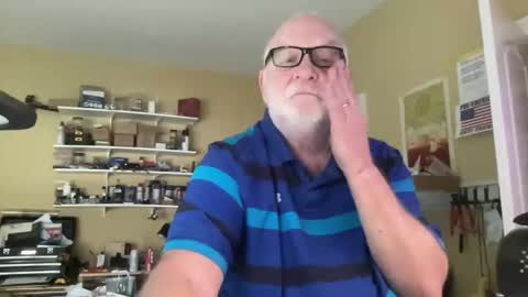 Snapshot of curo69 chatting on 12/16/24, 05:33 ALAN online show from 12/16/24, 05:33