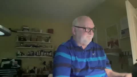 Snapshot of curo69 chatting on 12/17/24, 06:53 ALAN online show from 12/17/24, 06:53