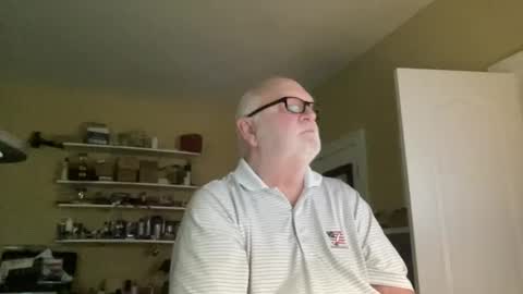 Snapshot of curo69 chatting on 12/19/24, 06:12 ALAN online show from 12/19/24, 06:12