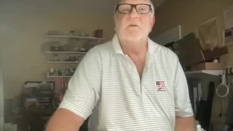 Snapshot of curo69 chatting on 09/09/25, 03:33 ALAN online show from 09/09/25, 03:33