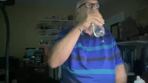 Snapshot of curo69 chatting on 09/17/25, 01:13 ALAN online show from 09/17/25, 01:13