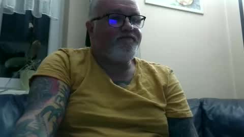 Snapshot of curtus14 chatting on 03/17/26, 09:18 curtus14 online show from 03/17/26, 09:18