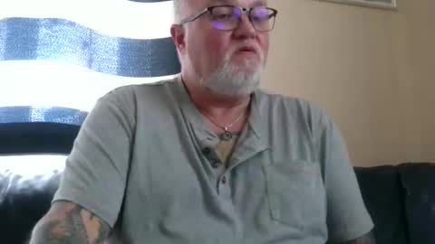 Snapshot of curtus14 chatting on 03/23/26, 01:59 curtus14 online show from 03/23/26, 01:59