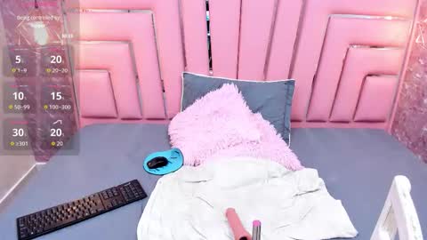 Alyanna  online show from 11/04/25, 12:15