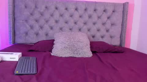 curvy_bigass18 online show from 02/10/26, 10:58