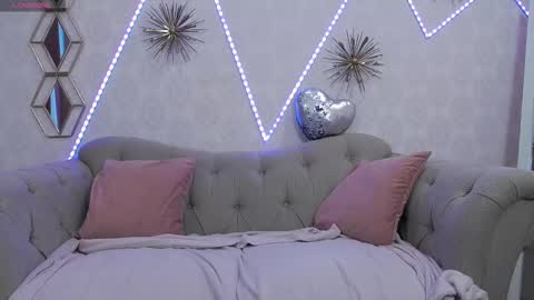 Aleya online show from 09/18/25, 02:30
