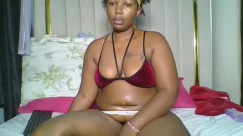 Snapshot of curvybootyj chatting on 08/04/26, 11:02 CuteJJudy online show from 08/04/26, 11:02