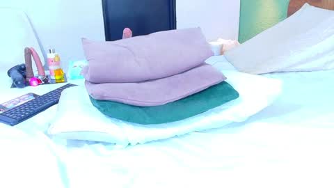 Danna online show from 02/06/25, 01:49