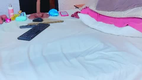 Snapshot of curvyebonyy_ chatting on 07/28/26, 03:21 Danna online show from 07/28/26, 03:21