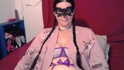 Snapshot of curvygamerceline chatting on 05/21/26, 06:59 Celine Fawe online show from 05/21/26, 06:59