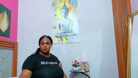 Snapshot of curvyhomebebe chatting on 06/25/26, 02:55 curvyhomebebe online show from 06/25/26, 02:55
