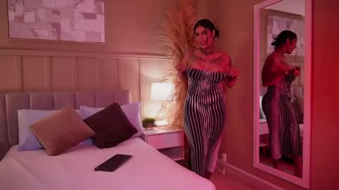 Snapshot of curvyliciouss chatting on 05/28/26, 06:49 Samantha online show from 05/28/26, 06:49