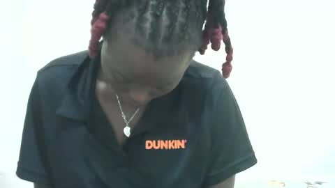 curvynubian online show from 04/20/26, 10:07