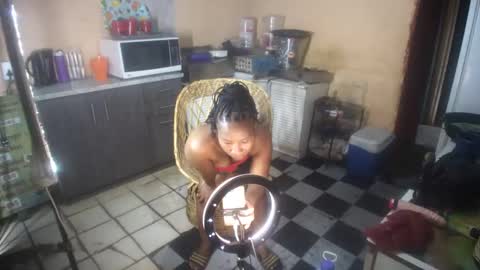 curvypear76x online show from 09/30/25, 10:31
