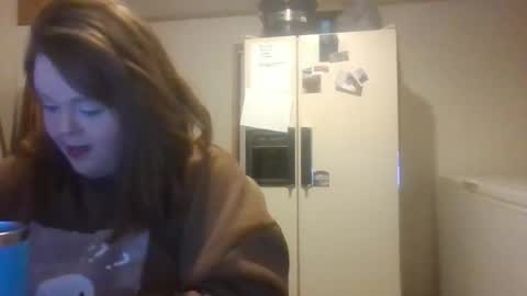 Snapshot of curvyplayday chatting on 04/24/26, 04:26 dahlia -kim online show from 04/24/26, 04:26
