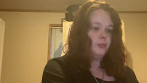 Snapshot of curvyplayday chatting on 05/16/26, 11:46 dahlia -kim online show from 05/16/26, 11:46