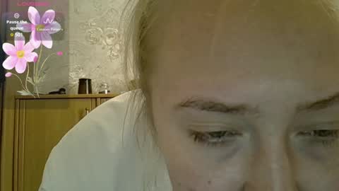 Curvy online show from 04/10/26, 07:57