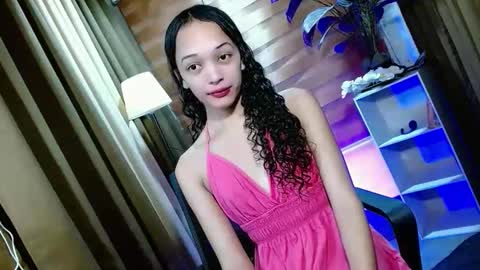 Snapshot of curybb_hanna19 chatting on 05/14/26, 12:23 BBY CURLYHANNA online show from 05/14/26, 12:23