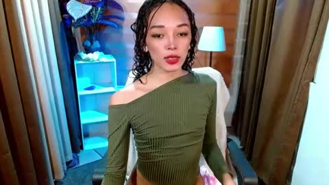 BBY CURLYHANNA online show from 07/13/26, 08:39