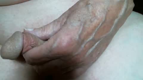 Snapshot of cutandwaxed2 chatting on 06/11/26, 01:09 BI SMOOTH MATURE SUB online show from 06/11/26, 01:09