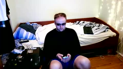 cute69696969 online show from 04/03/26, 09:24