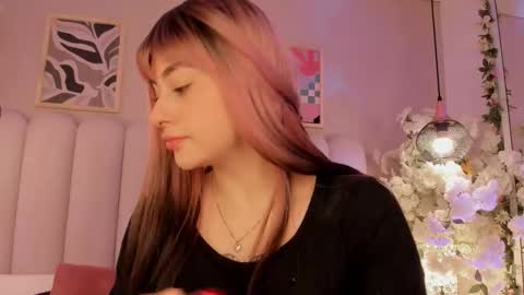 Amber  online show from 11/04/25, 09:03