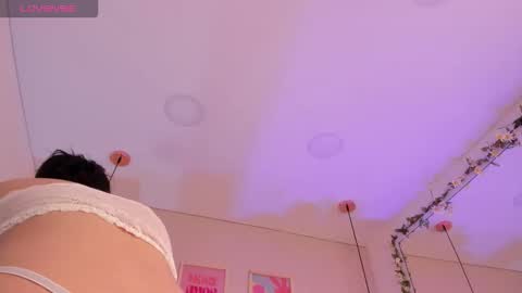 Amber  online show from 11/14/25, 09:24