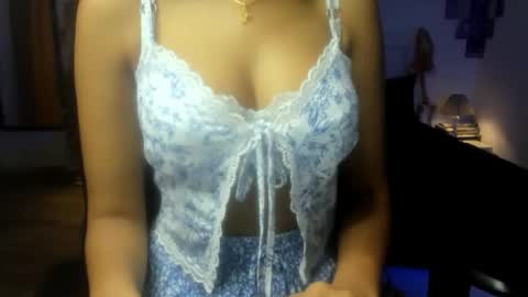 Alisha online show from 05/22/26, 05:25