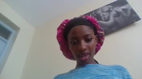 cute annah online show from 03/01/25, 11:39
