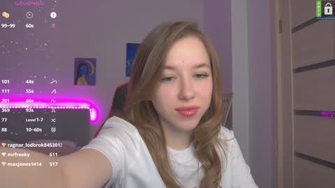 Snapshot of cute_beauty chatting on 01/01/25, 01:58 Amanda online show from 01/01/25, 01:58
