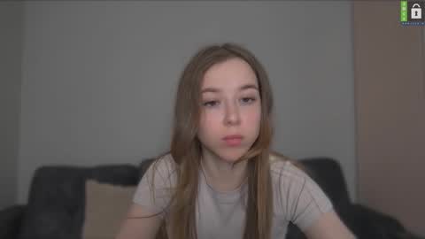 Snapshot of cute_beauty chatting on 03/05/25, 09:59 Amanda online show from 03/05/25, 09:59