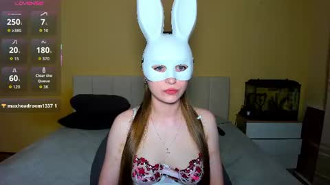 Snapshot of cute_becca_cb chatting on 06/11/26, 07:56 Becca online show from 06/11/26, 07:56