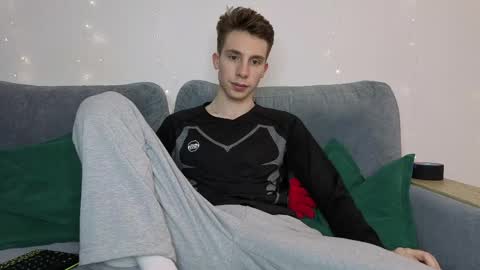 Im Brian online show from 04/17/26, 04:32