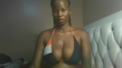 Snapshot of cute_dani01 chatting on 09/21/25, 11:50 Dani online show from 09/21/25, 11:50